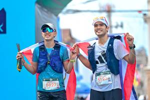 BIB: 5027, 5123
                            <button type="button" onclick="openModal(24883211)" class="btn btn-primary btn-sm float-right btn-popup" data-toggle="modal" data-target=".modal-high-quality">
                        <i class="fas fa-shopping-cart"></i> Add to Cart
                    </button>
                                            <button type="button" onclick="isThisMe(24883211, true)" class="btn btn-success btn-sm float-right btn-popup btn-isme hidden" data-toggle="tooltip" data-placement="bottom" title="นี่คือรูปของคุณใช่ไหม คลิกที่นี่เพื่อเอาเข้าอัลบั้ม">
                        <i class="fas fa-plus"></i> Add to album
                    </button>
                    <button type="button" onclick="isThisMe(24883211, false)" class="btn btn-warning btn-sm float-right btn-popup btn-isnotme hidden">
                        <i class="fas fa-ban"></i> Remove from album
                    </button>